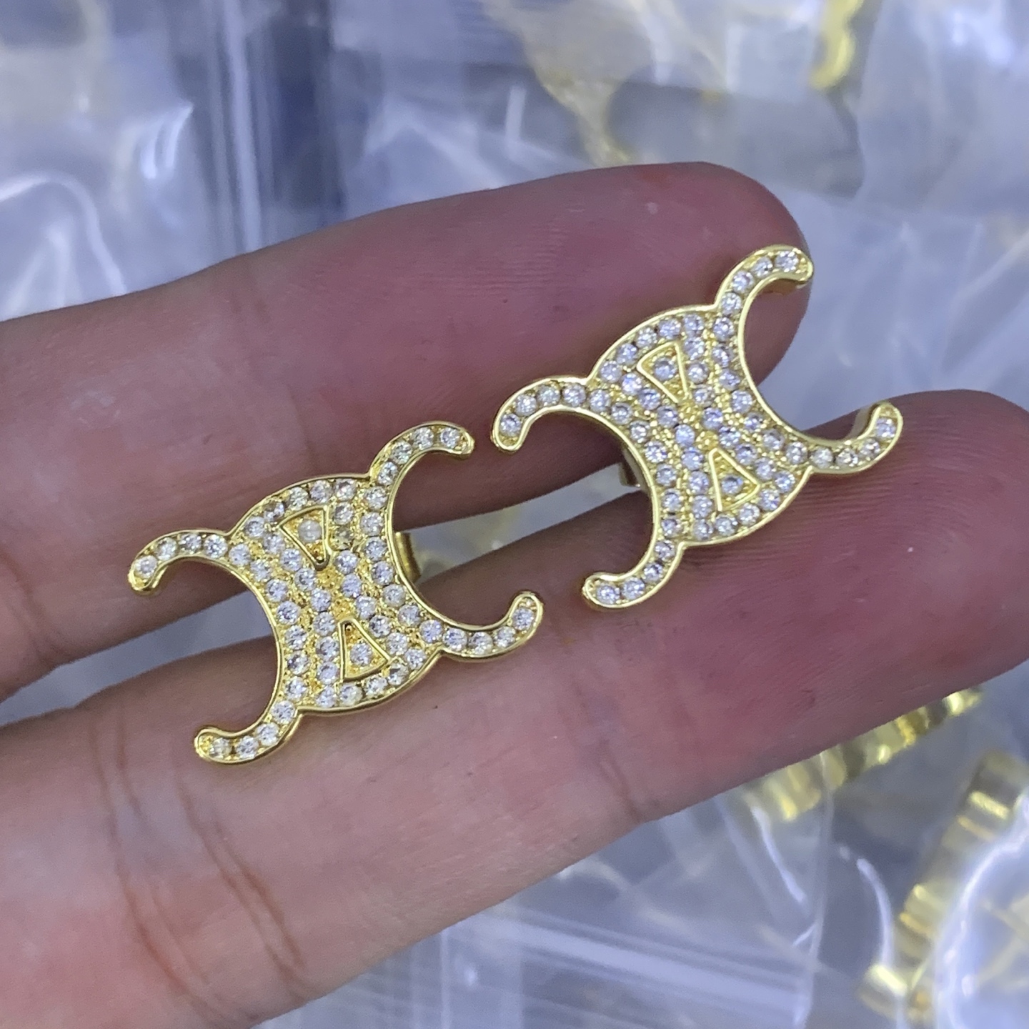 Celine Gold Logo-Accented Earrings 002