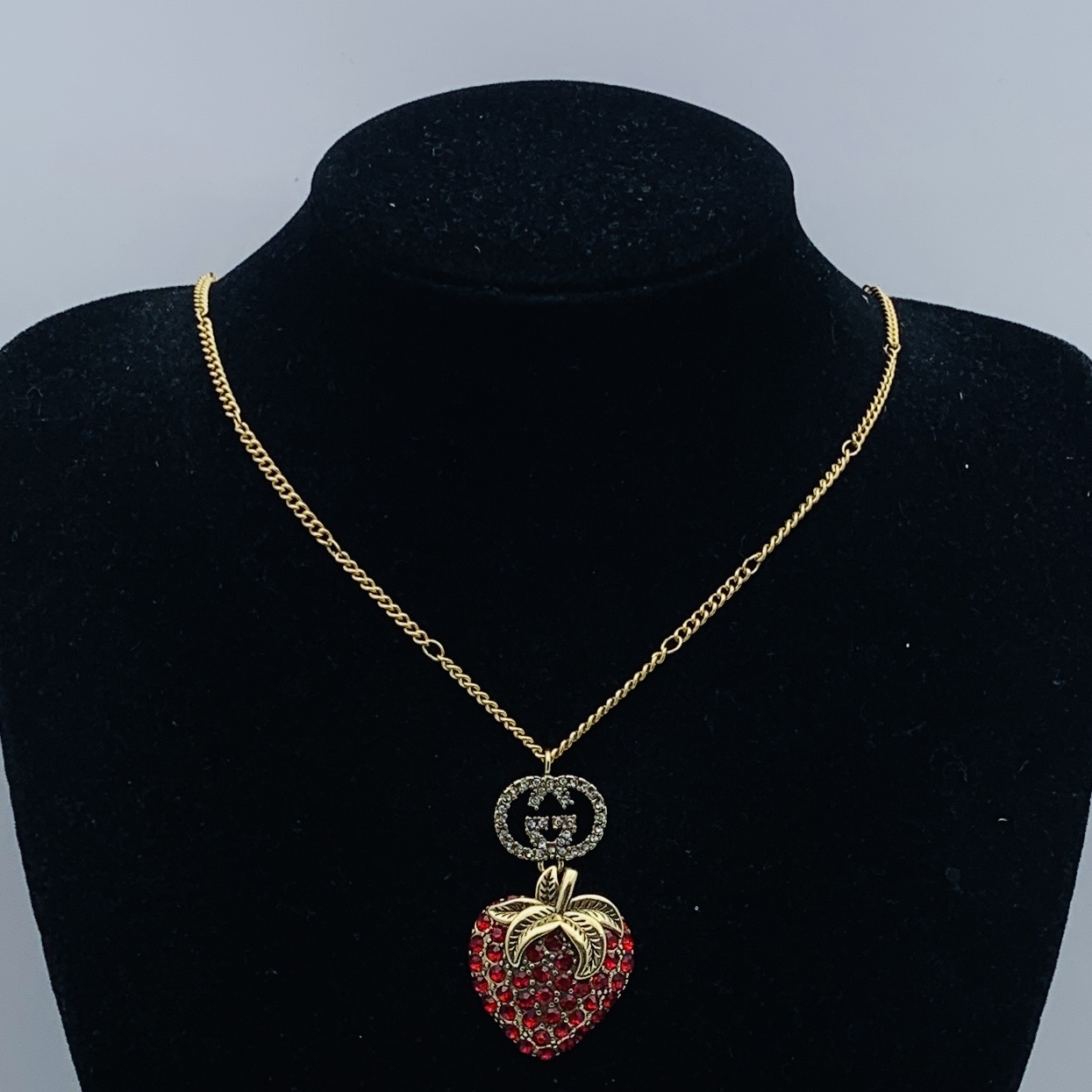 Gucci Rose Gold Vintage-Inspired Necklace 327