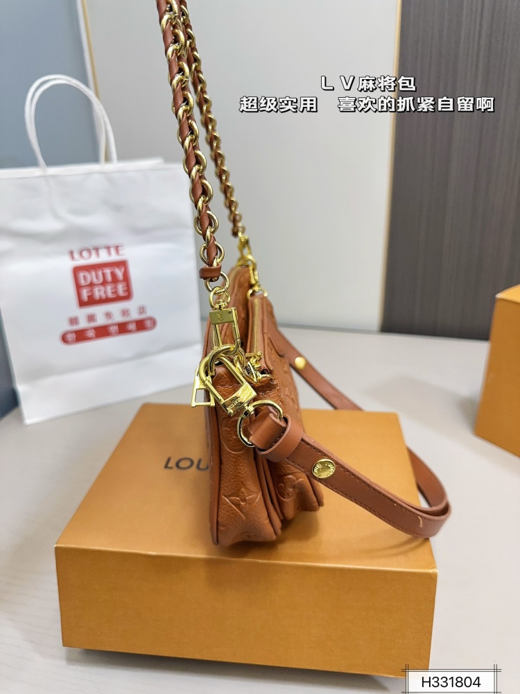 LV Blue Logo-Accented Bag pochetteLV 1620