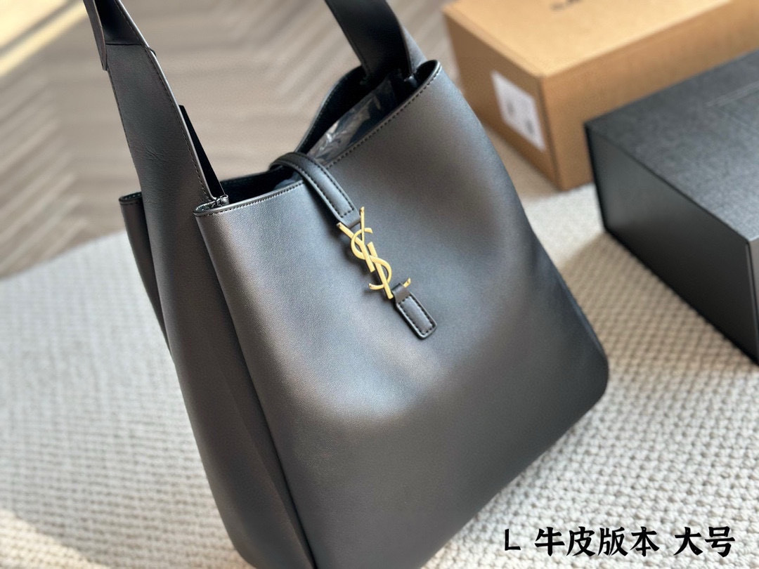 YSL Beige Statement Bag 152