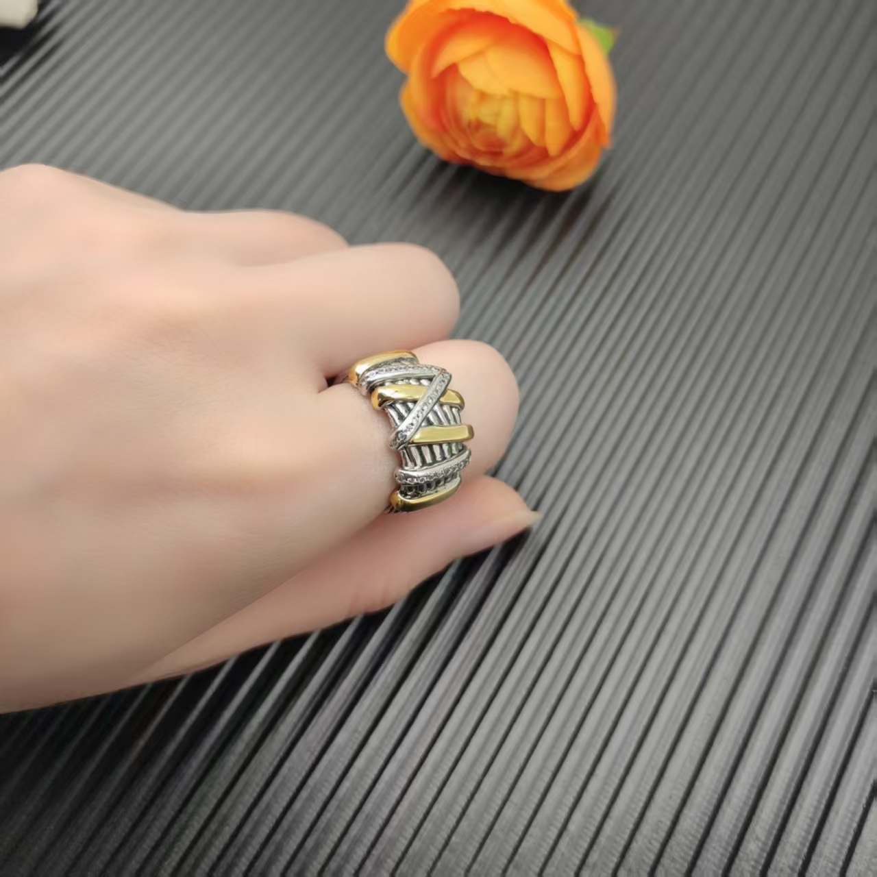 David Yurman Silver Logo-Accented Ring 300