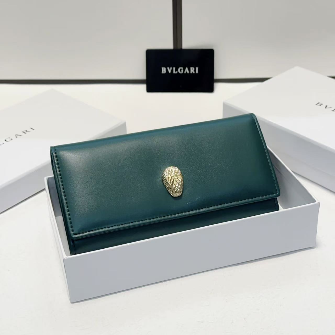 BVLGARI Silver Logo-Accented Bag 204