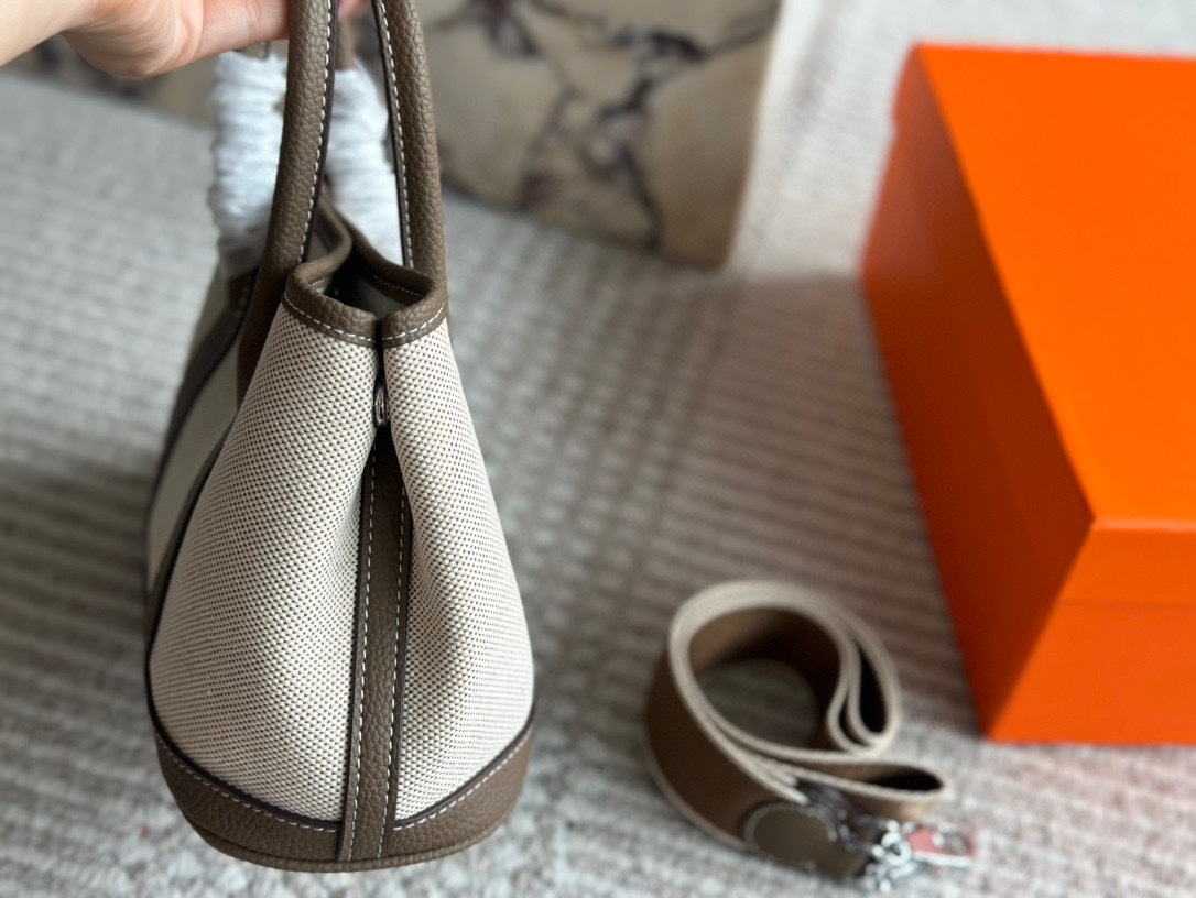 Hermes h garden Beige Quilted Bag 276