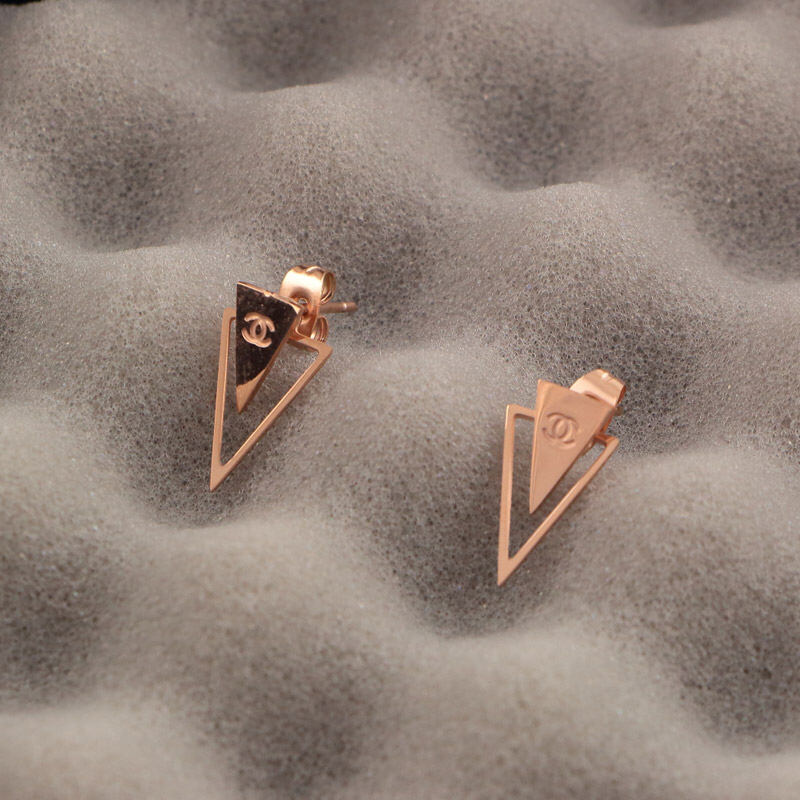 Chanel Rose Gold Logo-Accented Earrings 004