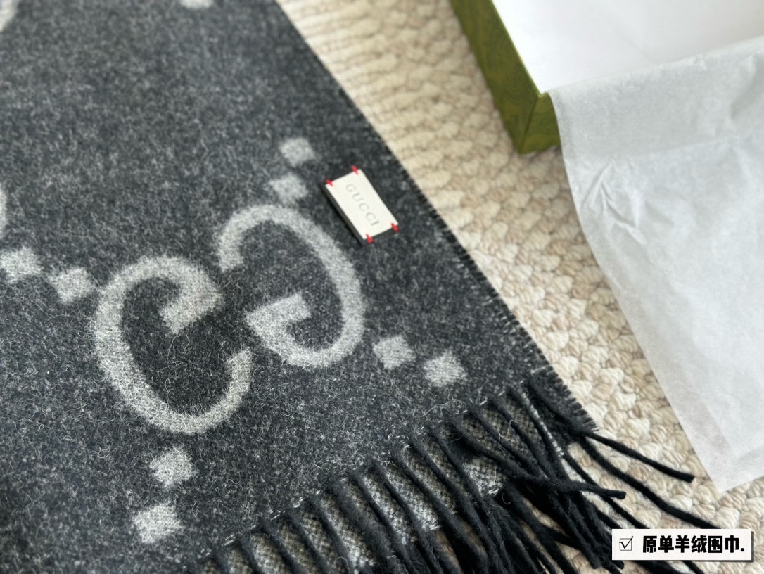 Gucci scarf 593 Brown Logo-Accented Accessory