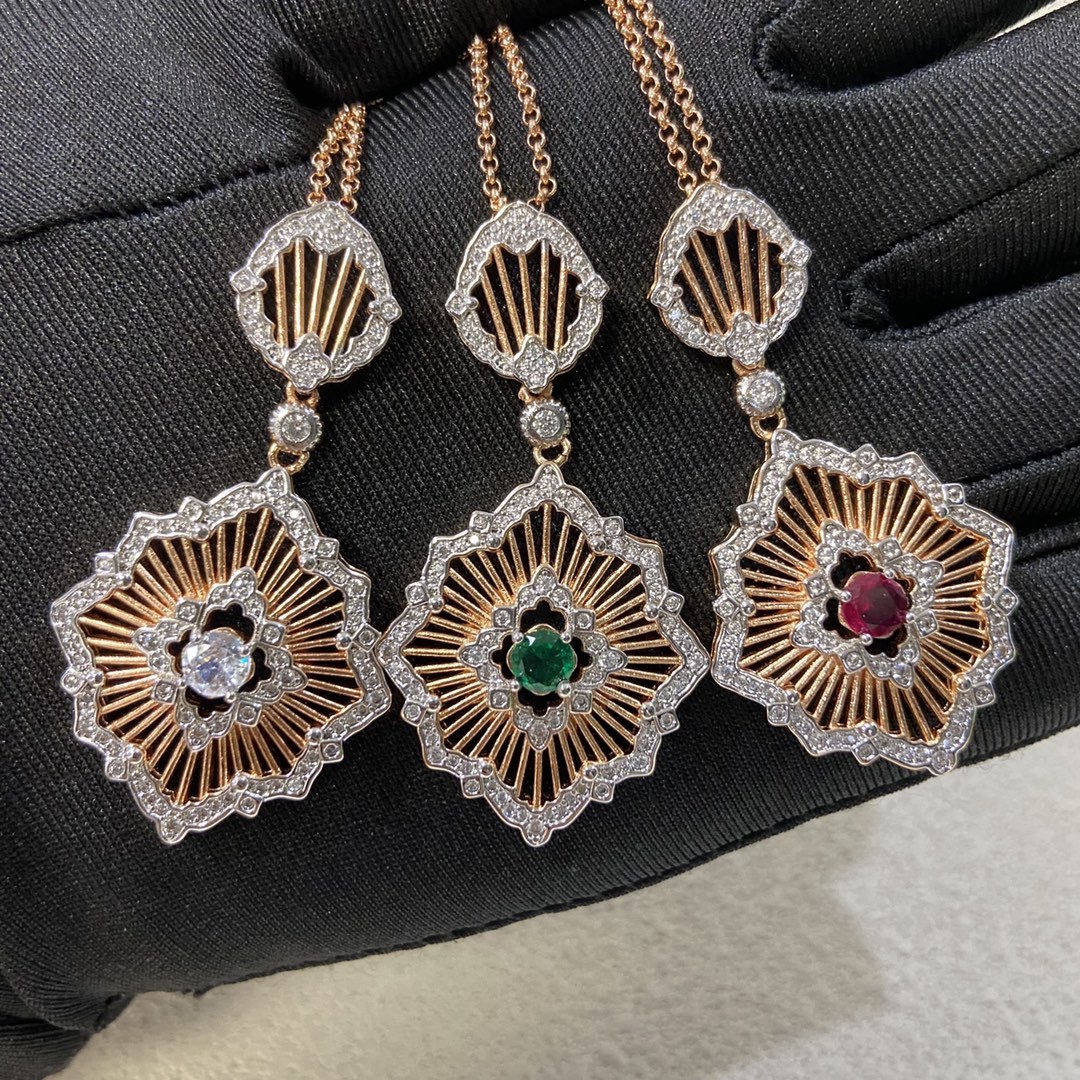 Buccellati Rose Gold Vintage-Inspired Necklace 019