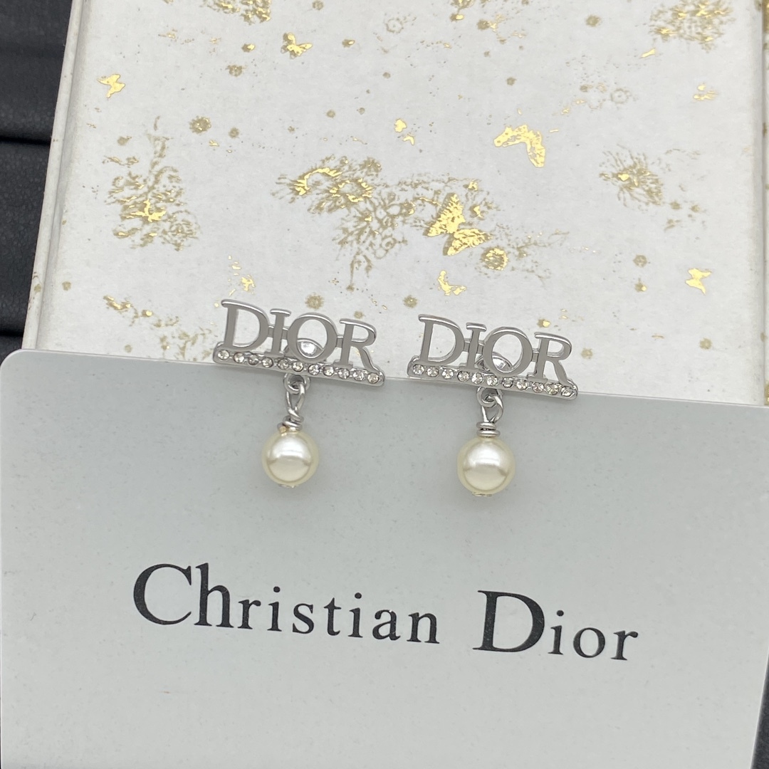 Dior Silver Logo-Accented Earrings 004