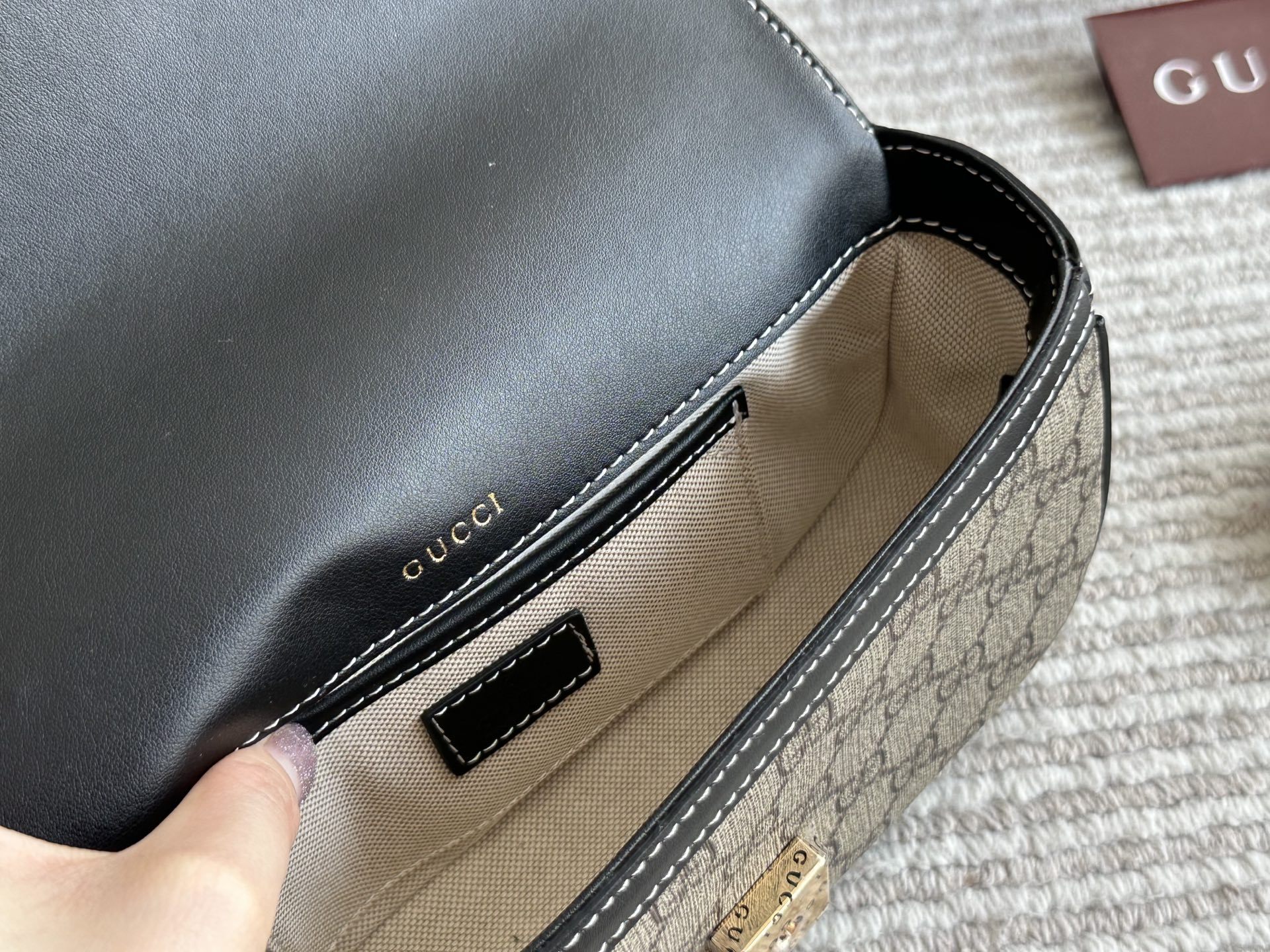 Gucci Beige Quilted Bag 586