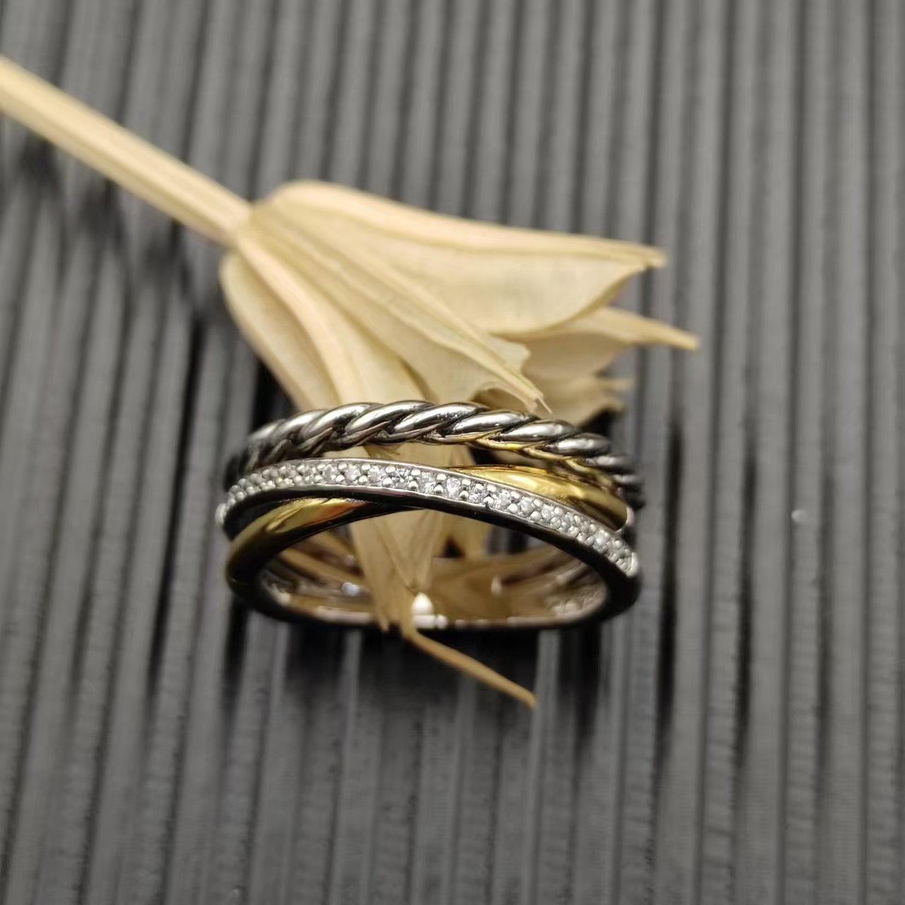 David Yurman Silver Logo-Accented Ring 290