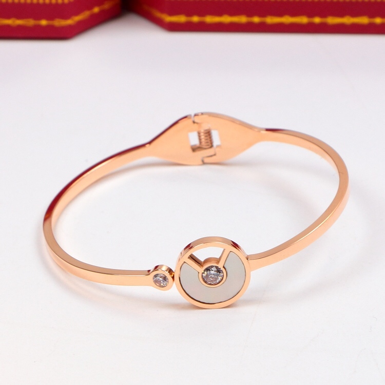 Cartier amulet Rose Gold Vintage-Inspired Bracelet 001