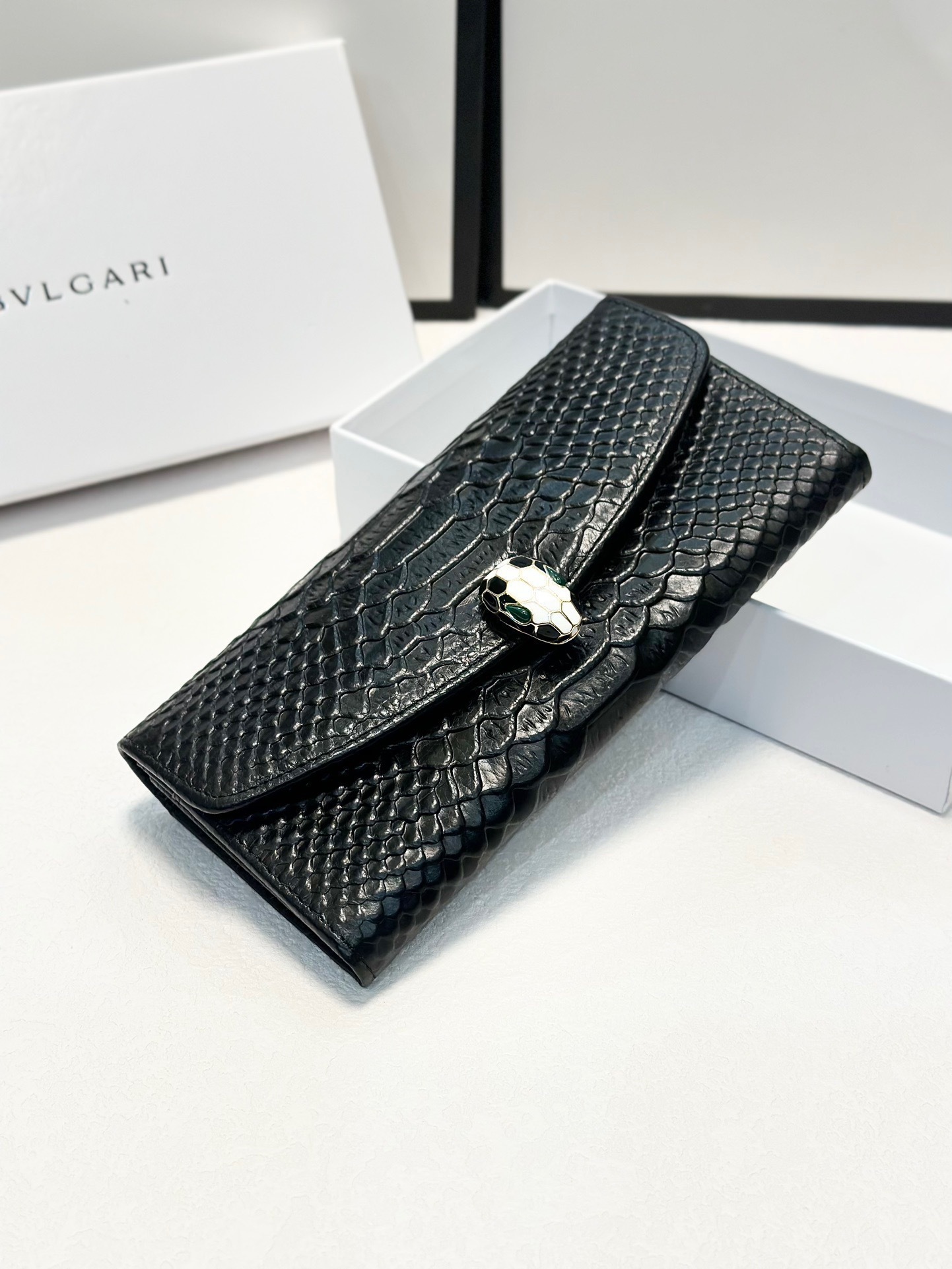 BVLGARI Silver Logo-Accented Bag 203