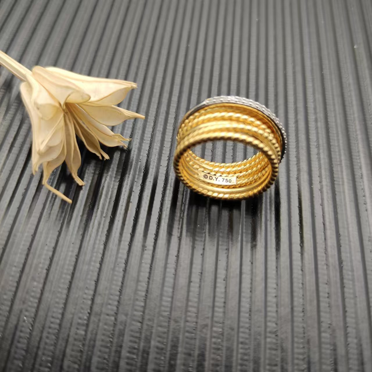 David Yurman Gold Logo-Accented Ring 289