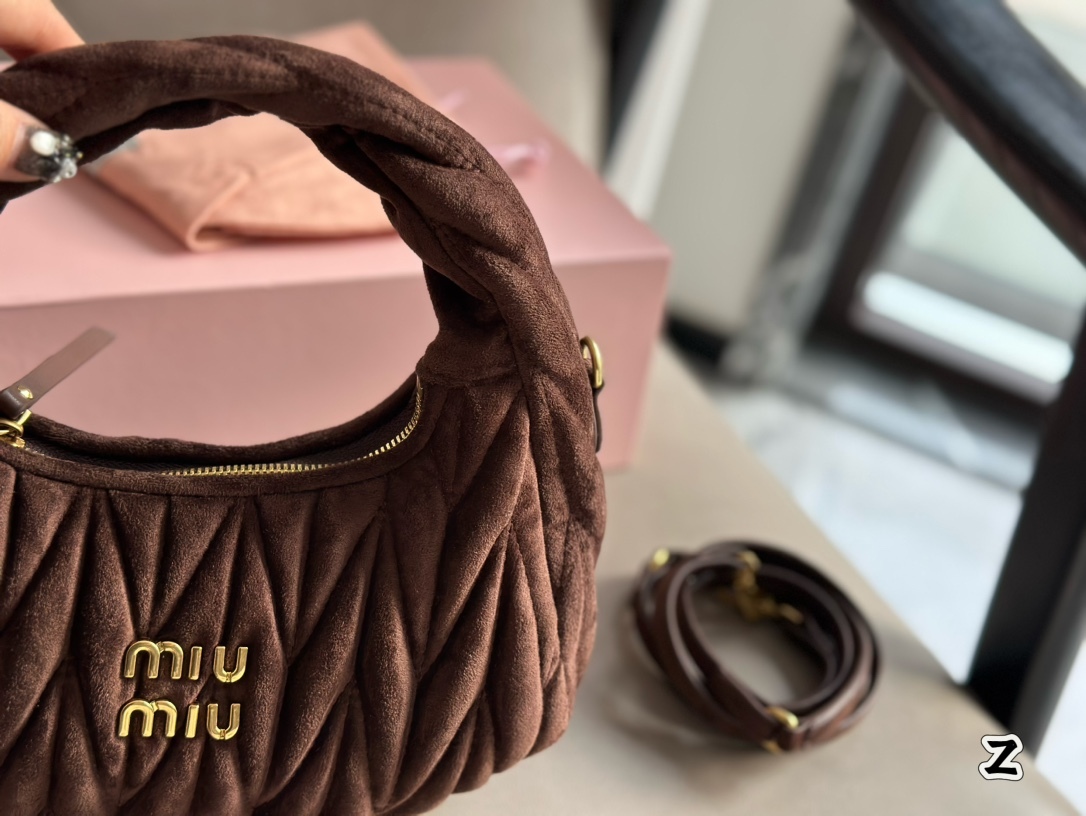 Miu Miu Pink Quilted Bag 174