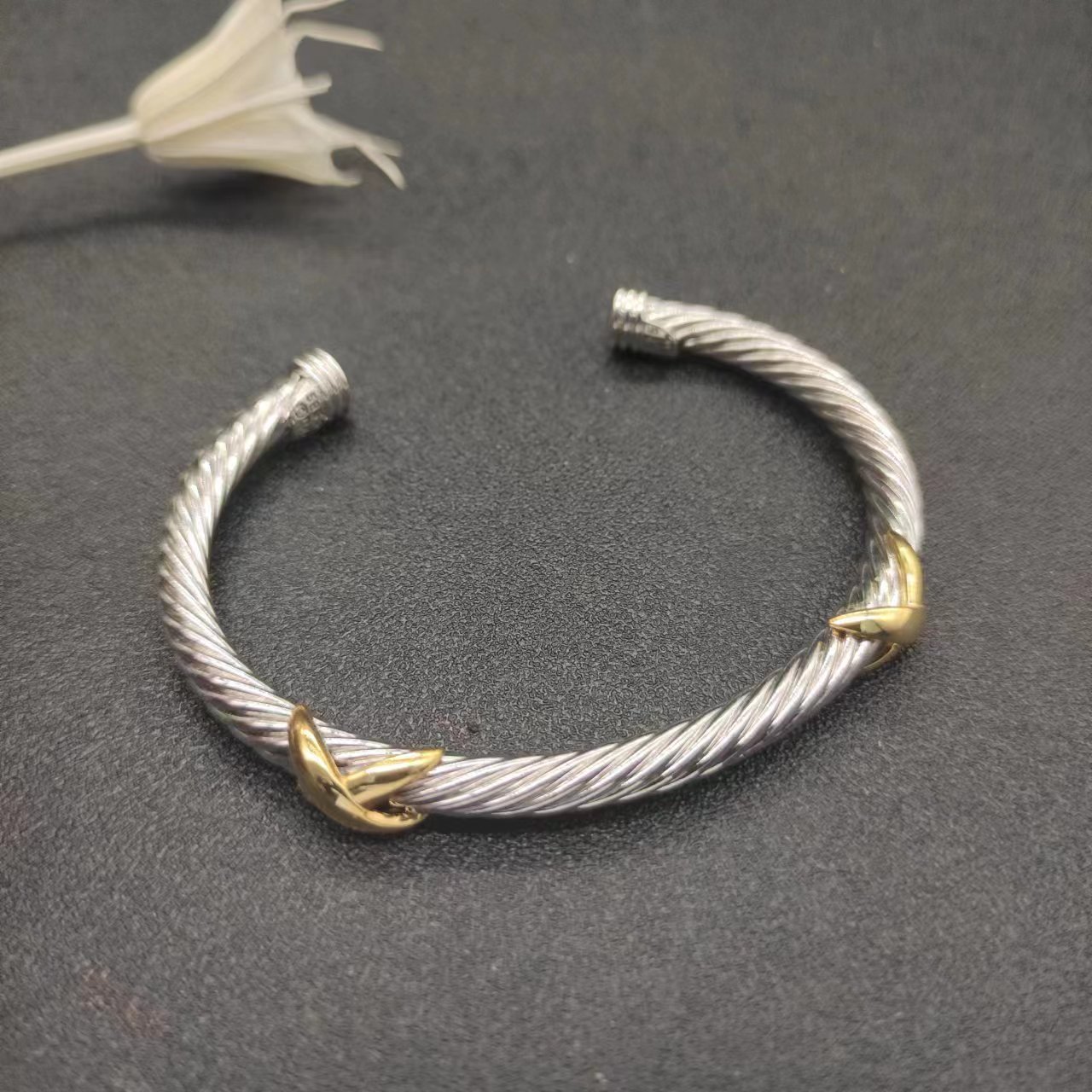 David Yurman Silver Vintage-Inspired Bracelet 008