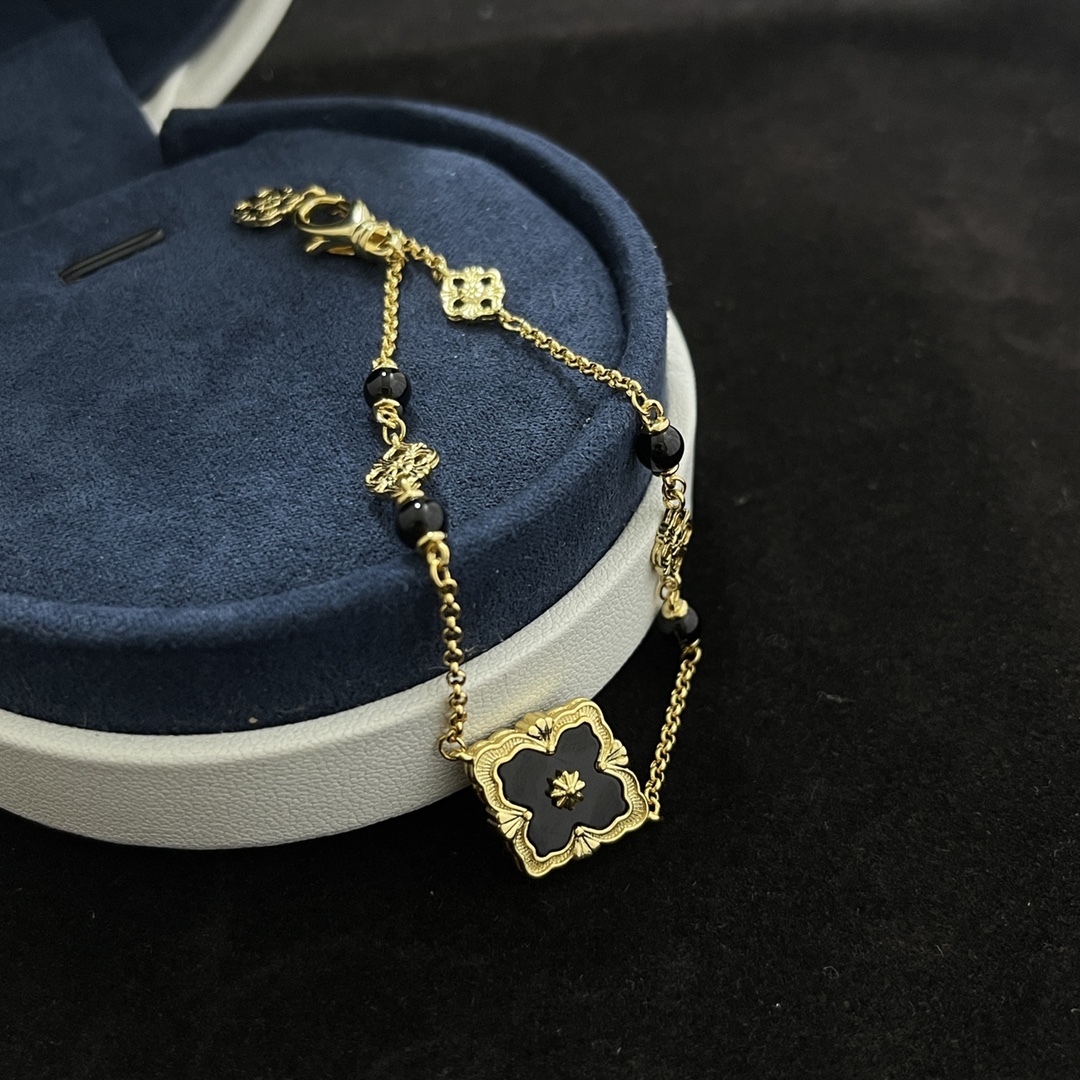 Buccellati Gold Vintage-Inspired Bracelet 001
