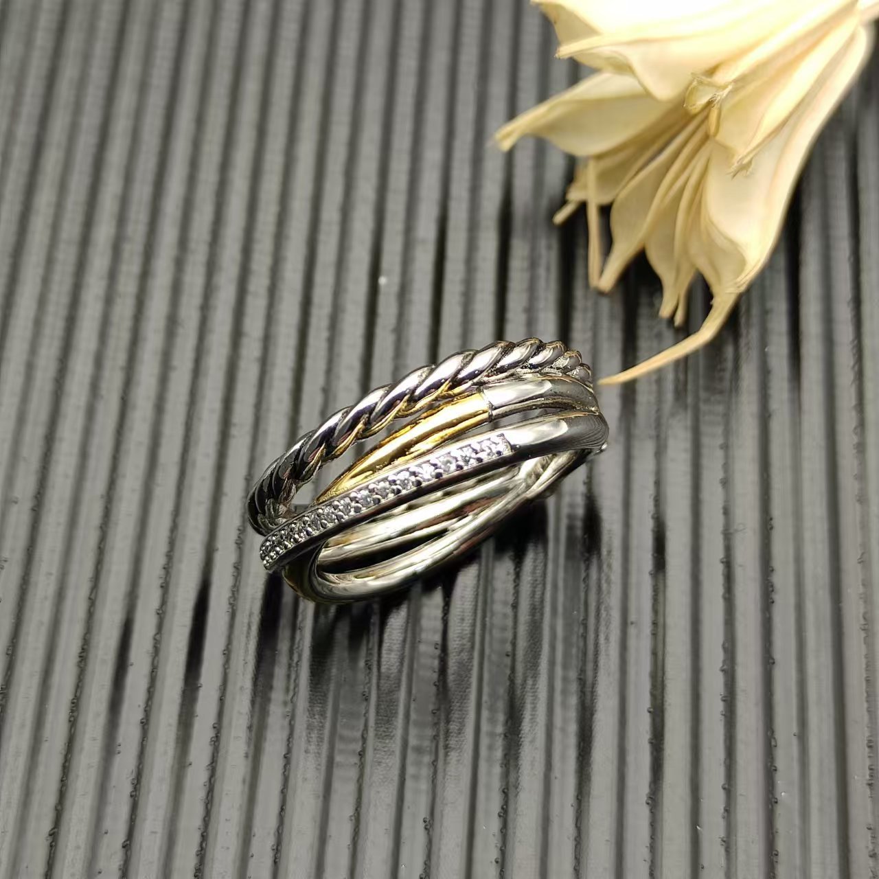 David Yurman Silver Logo-Accented Ring 290