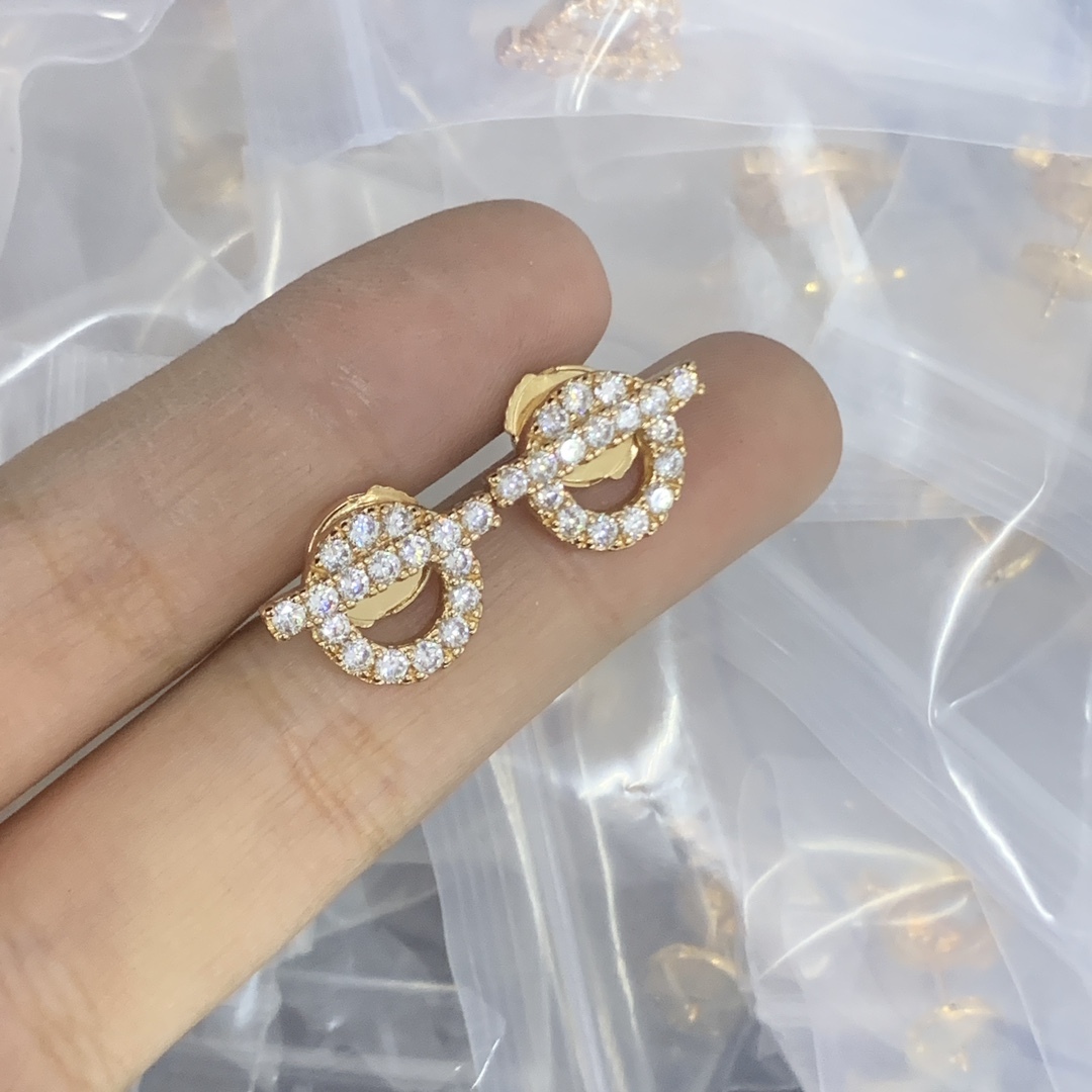 Hermes h Rose Gold Vintage-Inspired Earrings 084
