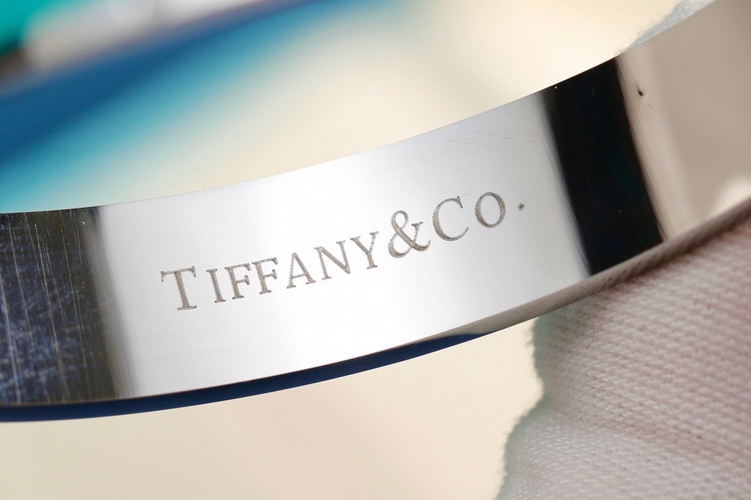 Tiffany Rose Gold Vintage-Inspired Bracelet 216
