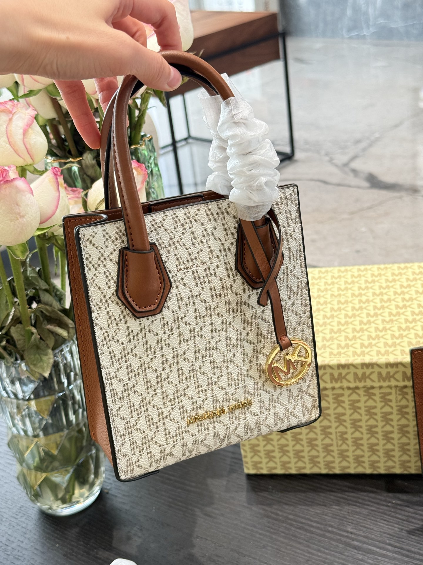 Michael Kors MK Silver Quilted Bag 033