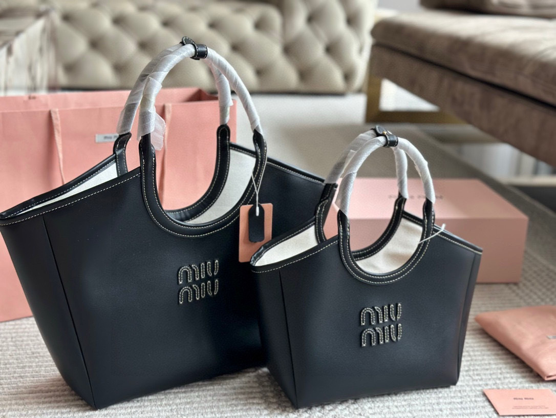 Miu Miu Rose Gold Logo-Accented Bag 169