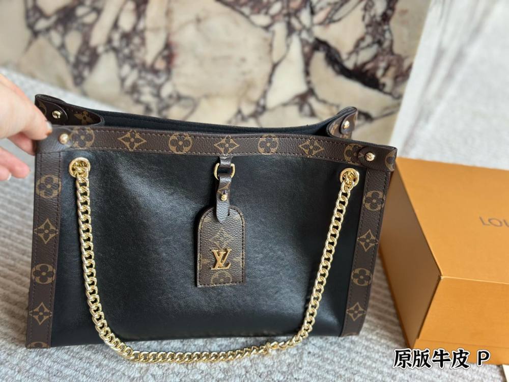 LV Gold Logo-Accented Bag 1616