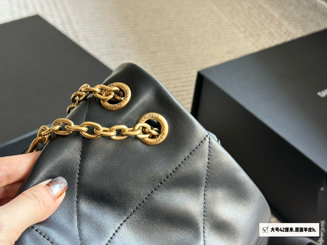 YSL Gold Logo-Accented Bag 158