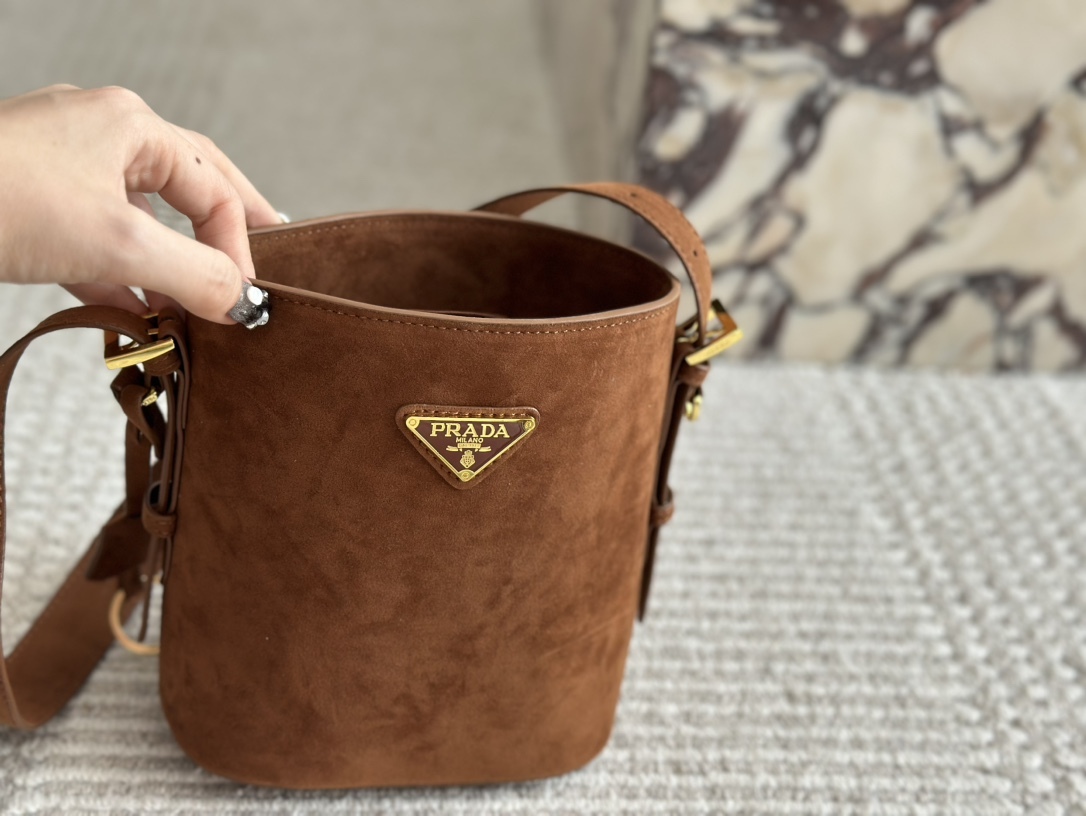 Prada Brown Vintage-Inspired Bag 053