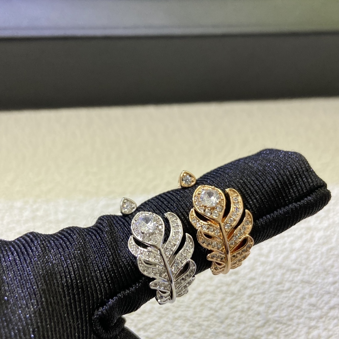 Boucheron Rose Gold Vintage-Inspired Ring 003