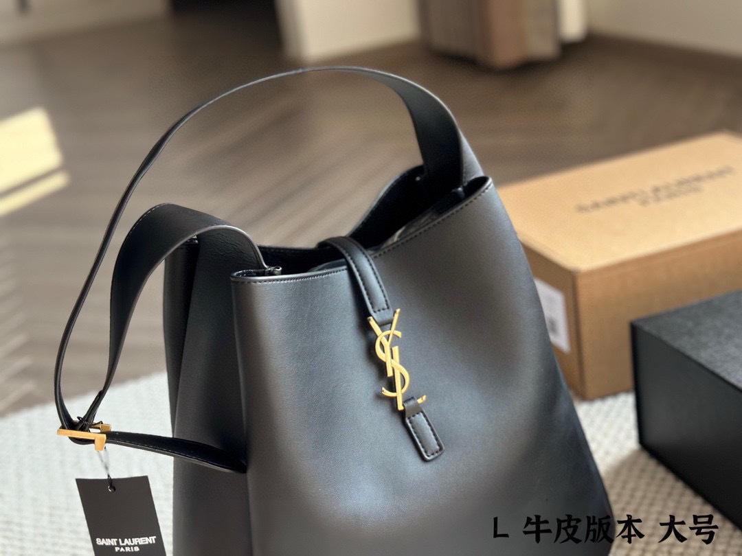 YSL Beige Statement Bag 152