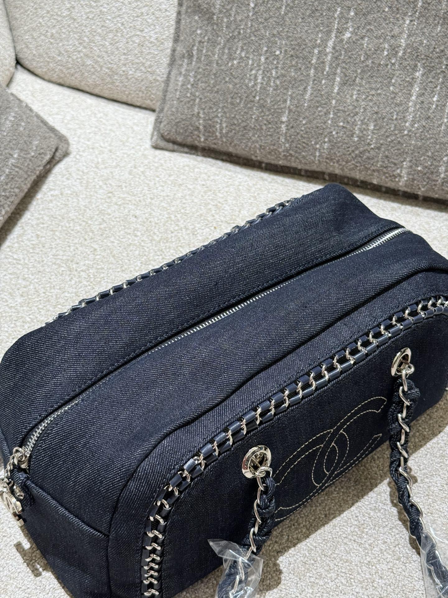 Chanel Silver Quilted Bag 1316