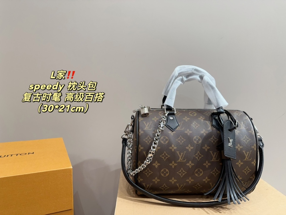 LV Silver Quilted Bag Speedy leather Speedy Soft 30 Dark