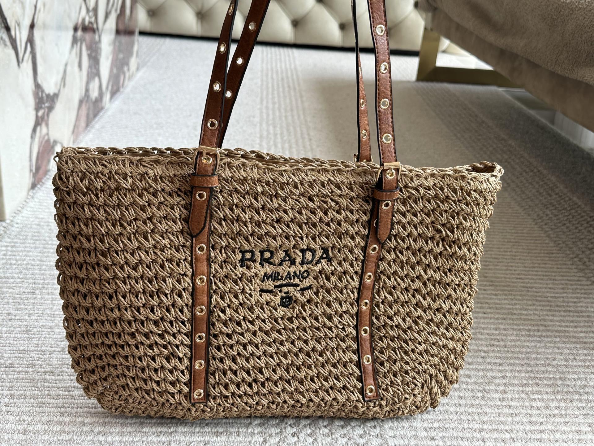 Prada Brown Quilted Bag 004
