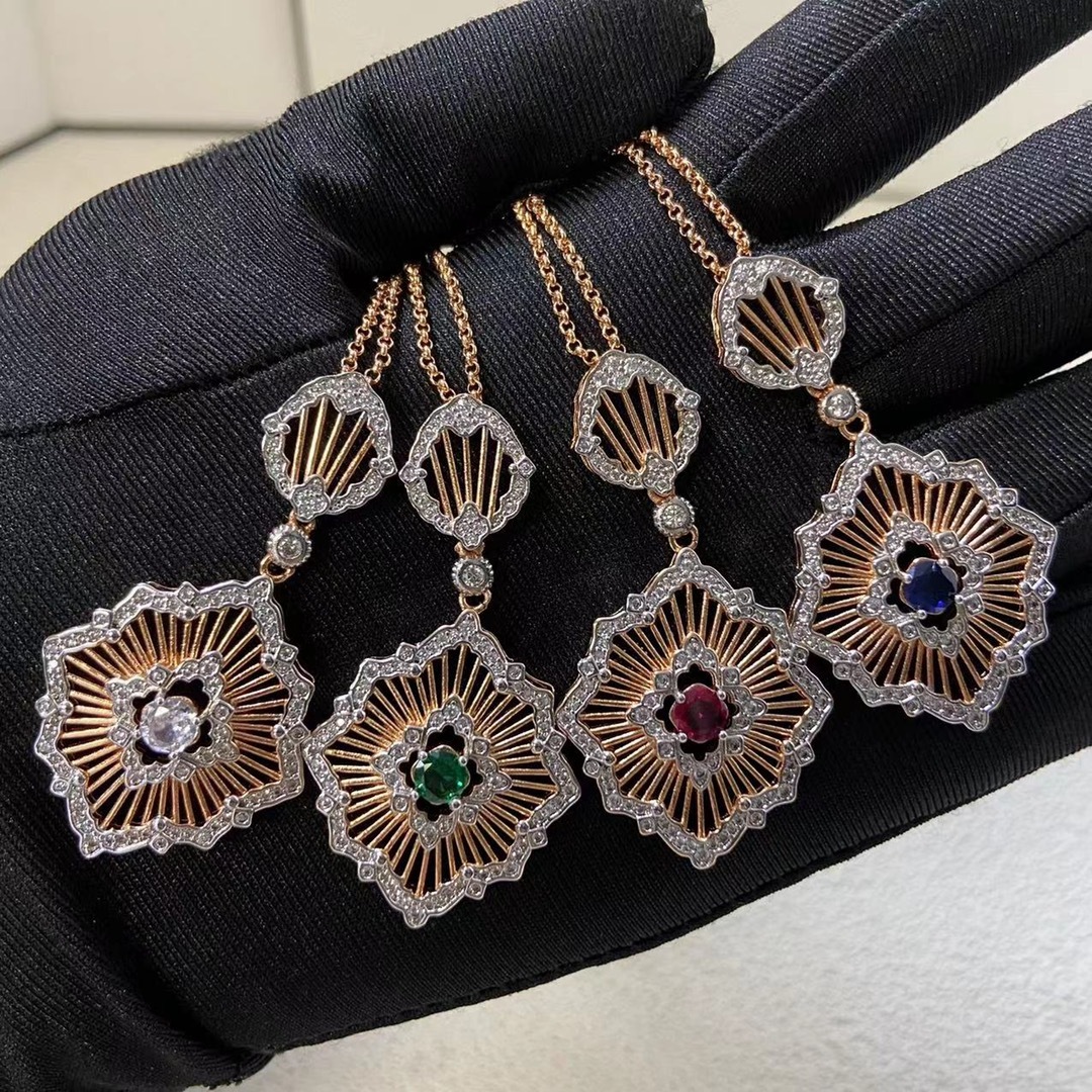 Buccellati Rose Gold Vintage-Inspired Necklace 019