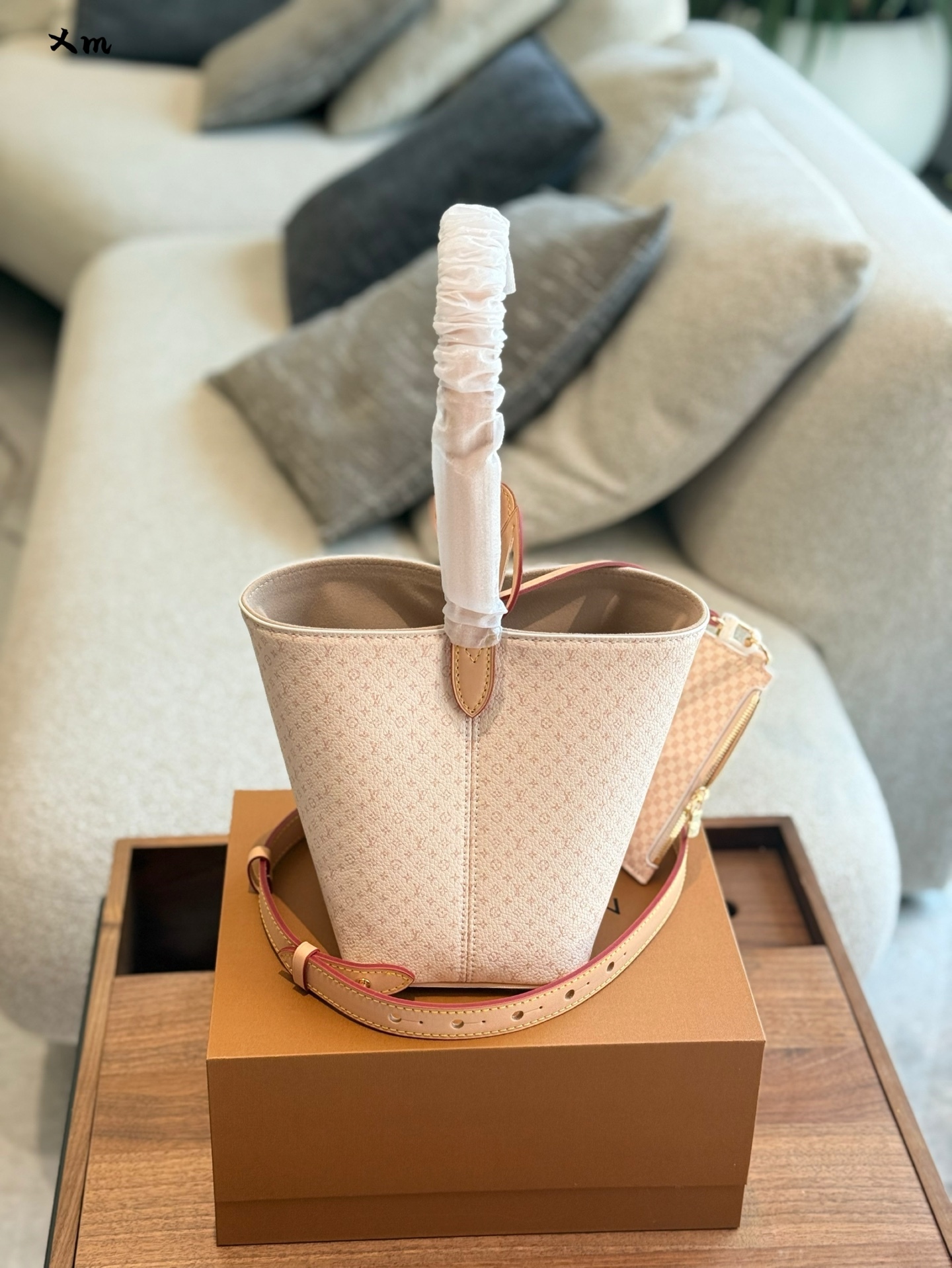 LV Rose Gold Vintage-Inspired Bag 1400