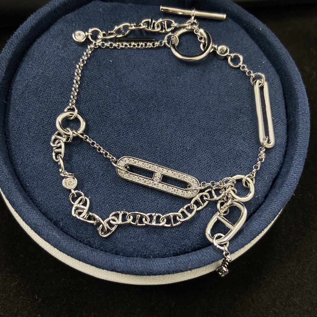 Hermes h Rose Gold Logo-Accented Bracelet 028
