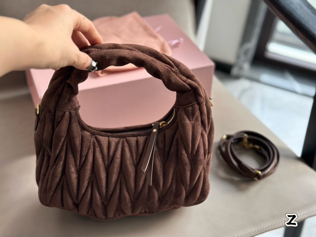 Miu Miu Pink Quilted Bag 174
