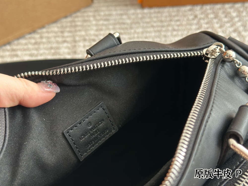 LV Black Modern Bag 1615