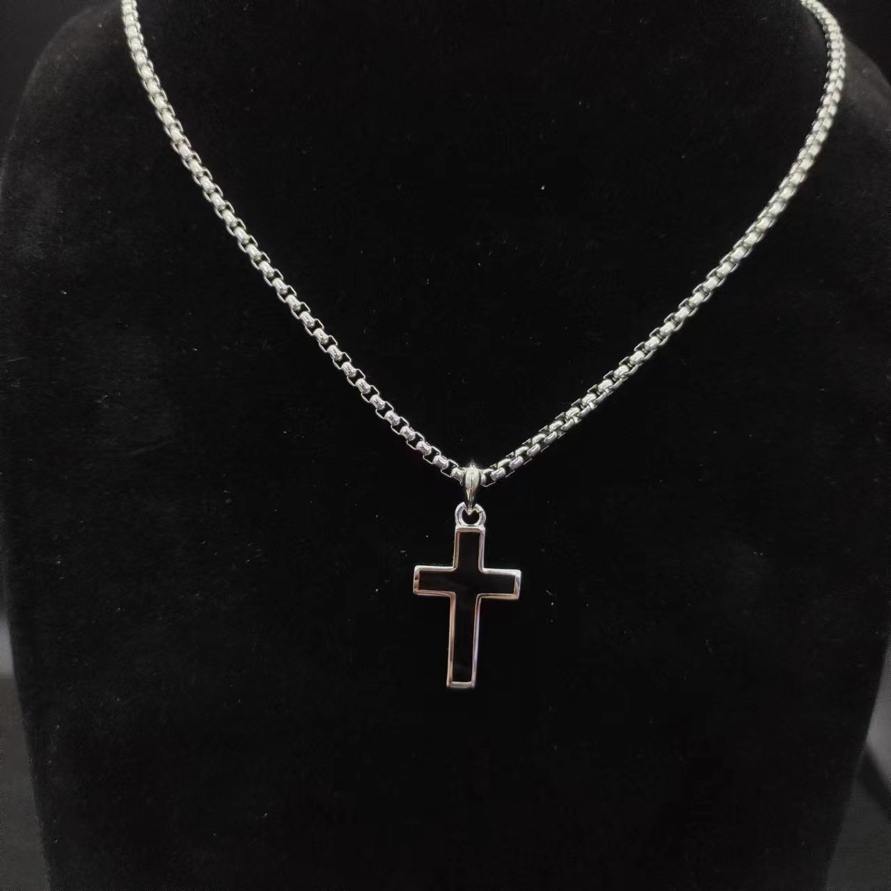 David Yurman Silver Logo-Accented Necklace 111