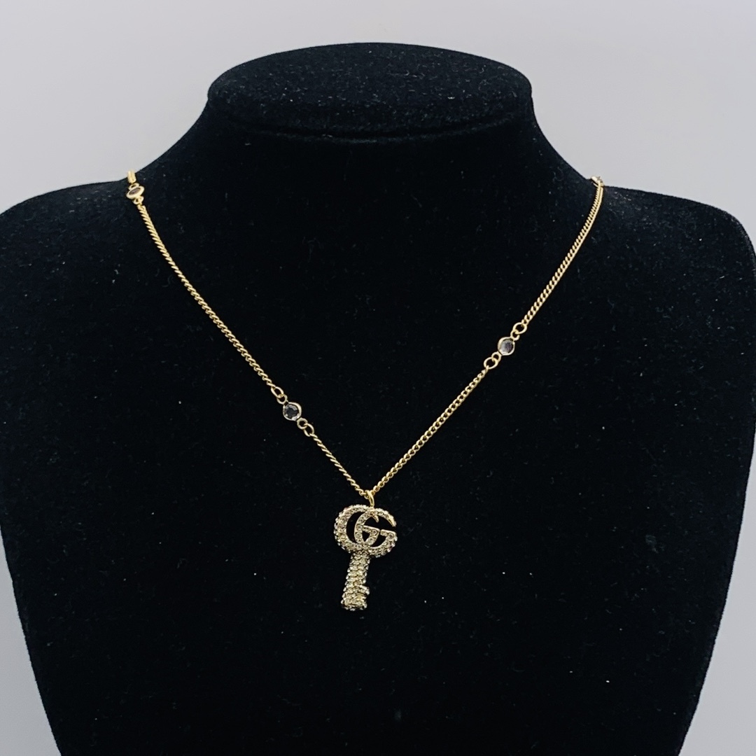 Gucci Rose Gold Vintage-Inspired Necklace 305
