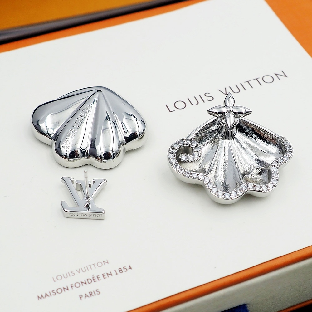 LV Gold Logo-Accented Earrings 200
