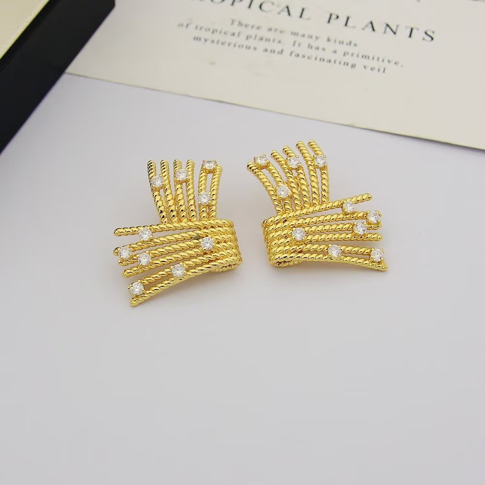 Tiffany Gold Vintage-Inspired Earrings 181