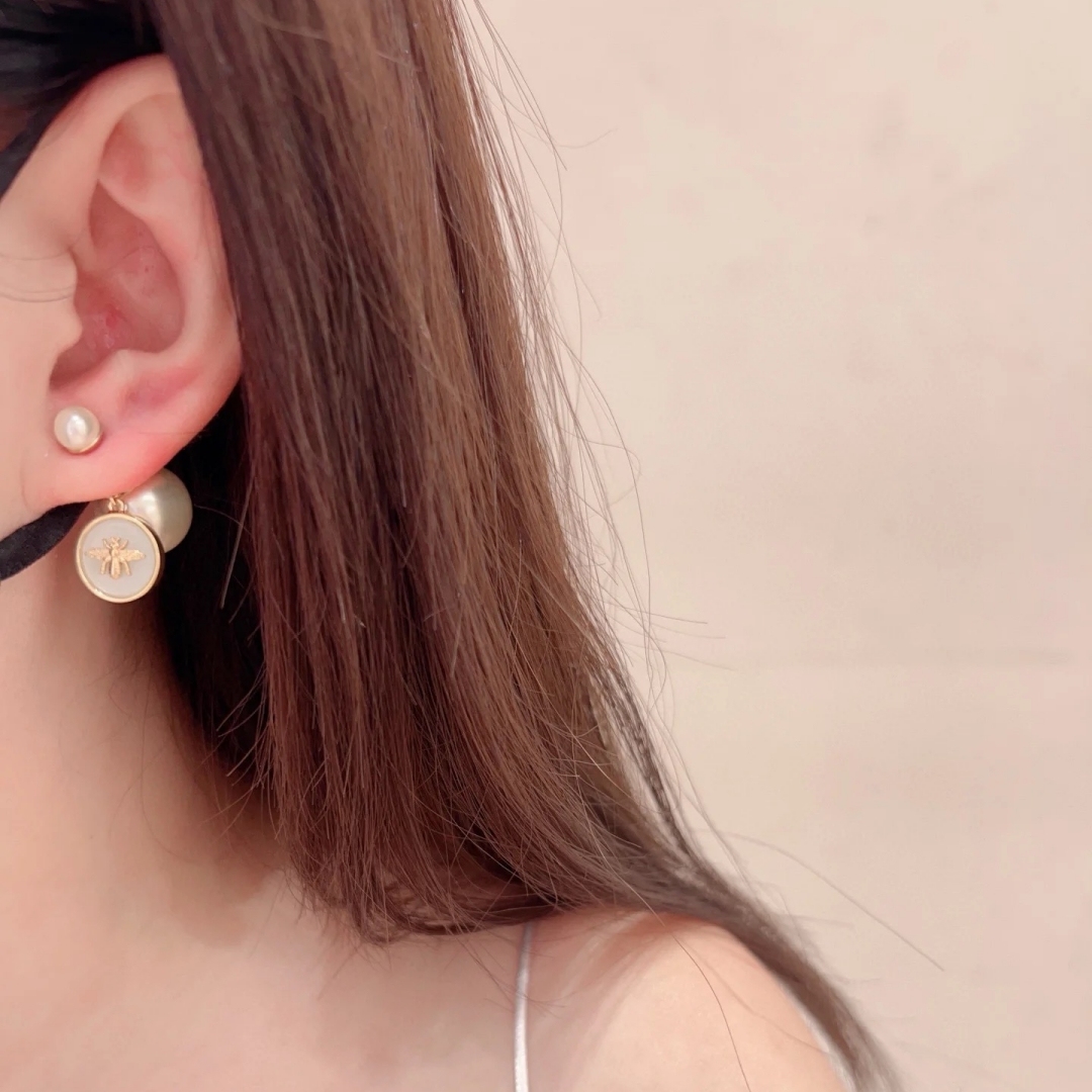 Dior Rose Gold Vintage-Inspired Earrings 023