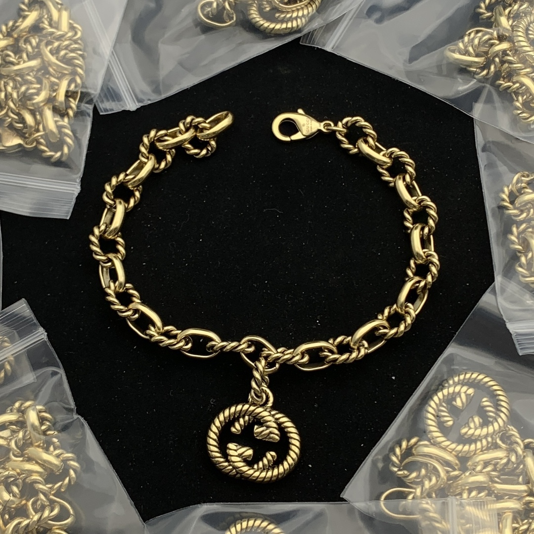 Gucci Rose Gold Vintage-Inspired Bracelet 231