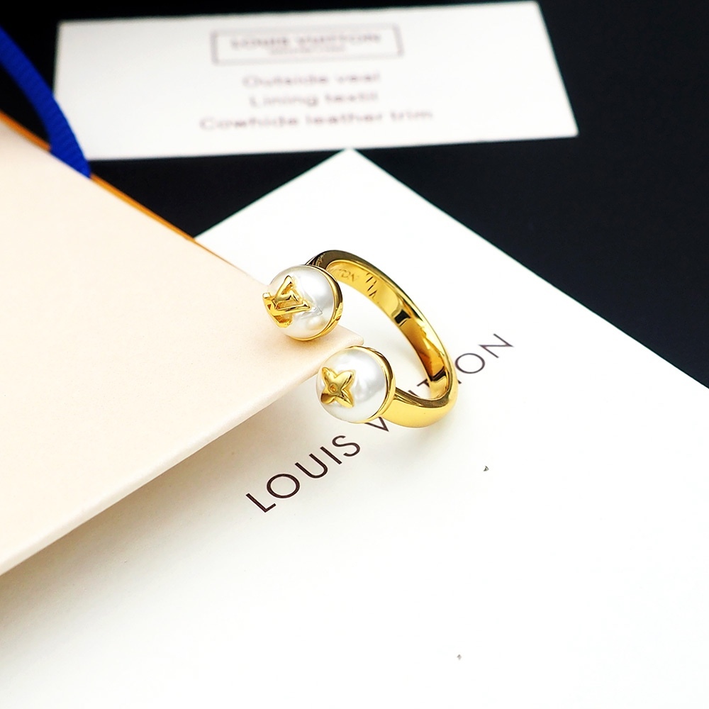 LV Gold Logo-Accented Ring 097
