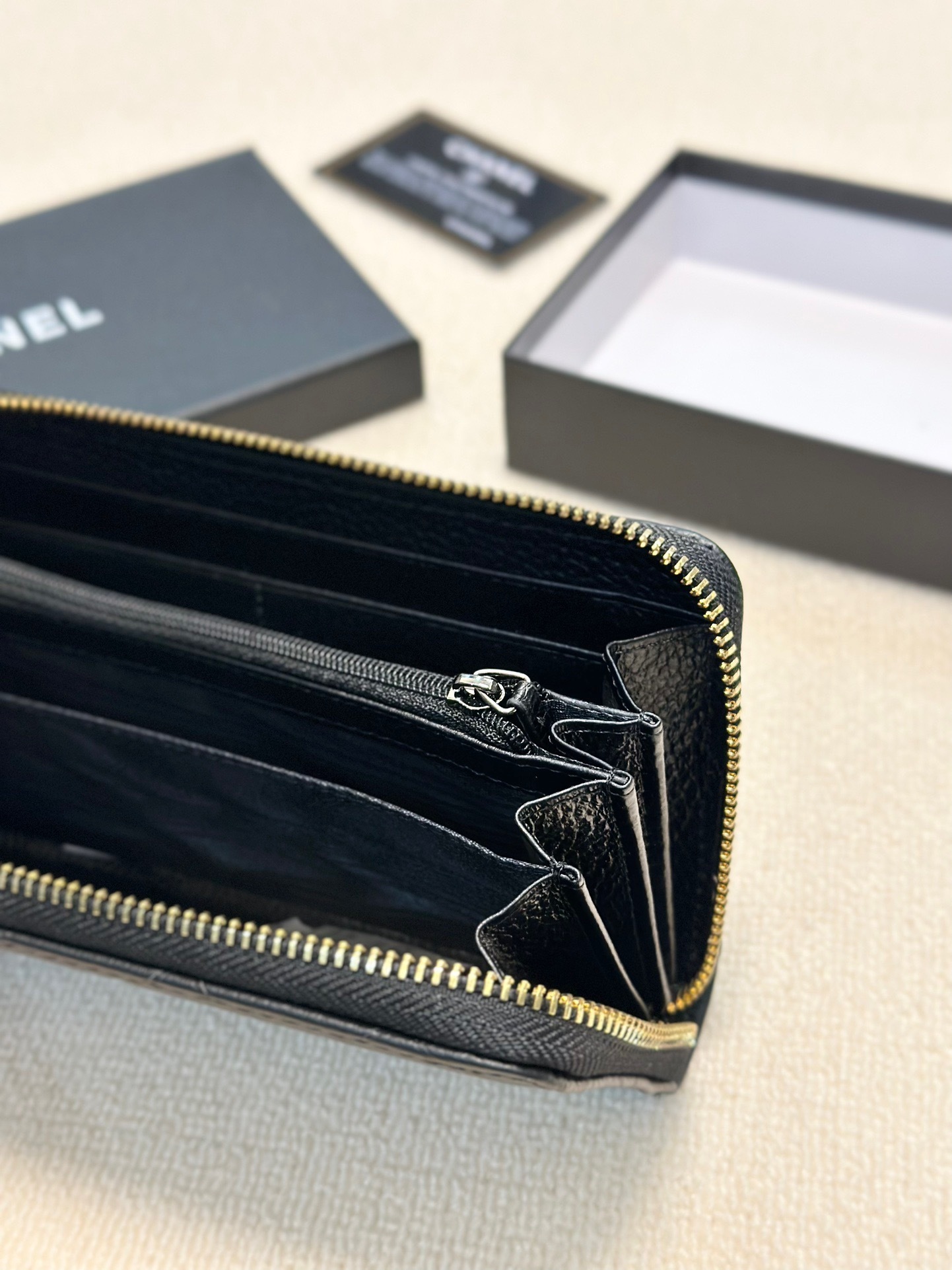 Chanel Silver Logo-Accented Bag walllet 1208