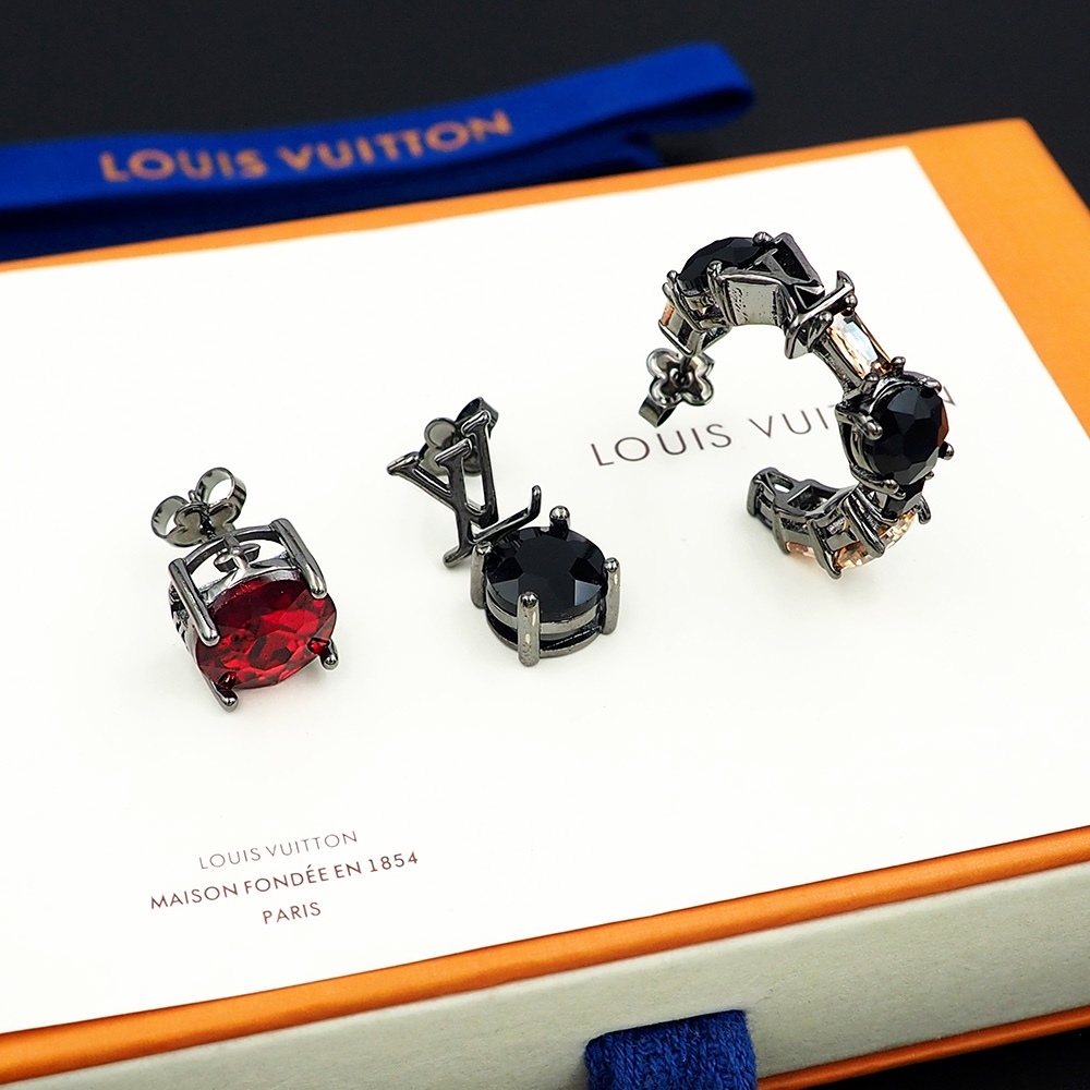 LV Silver Logo-Accented Earrings 252