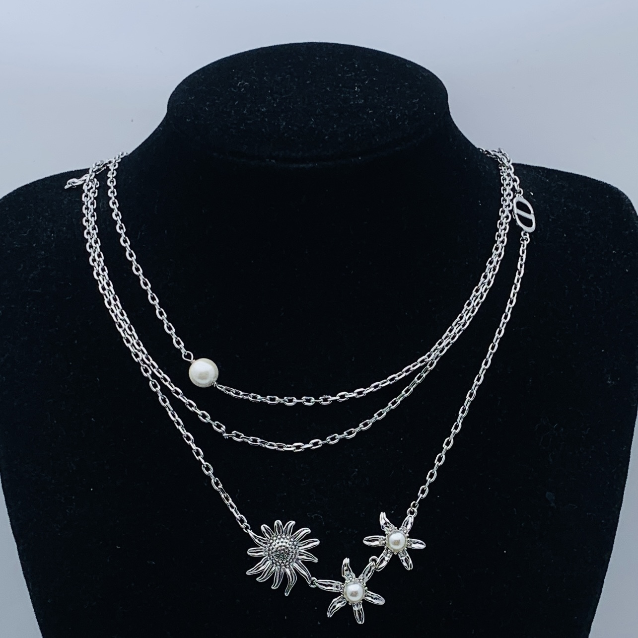 Dior Silver Vintage-Inspired Necklace 426