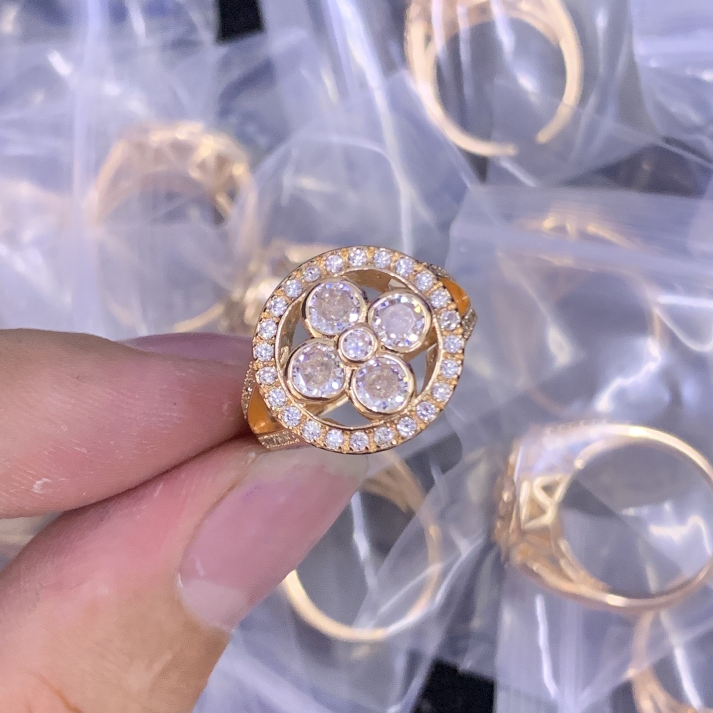 LV Rose Gold Geometric Ring 995
