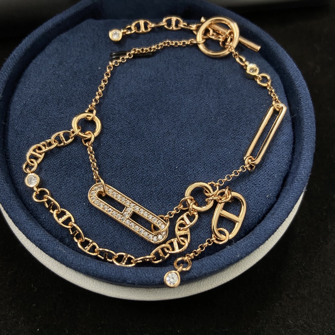 Hermes h Rose Gold Logo-Accented Bracelet 028