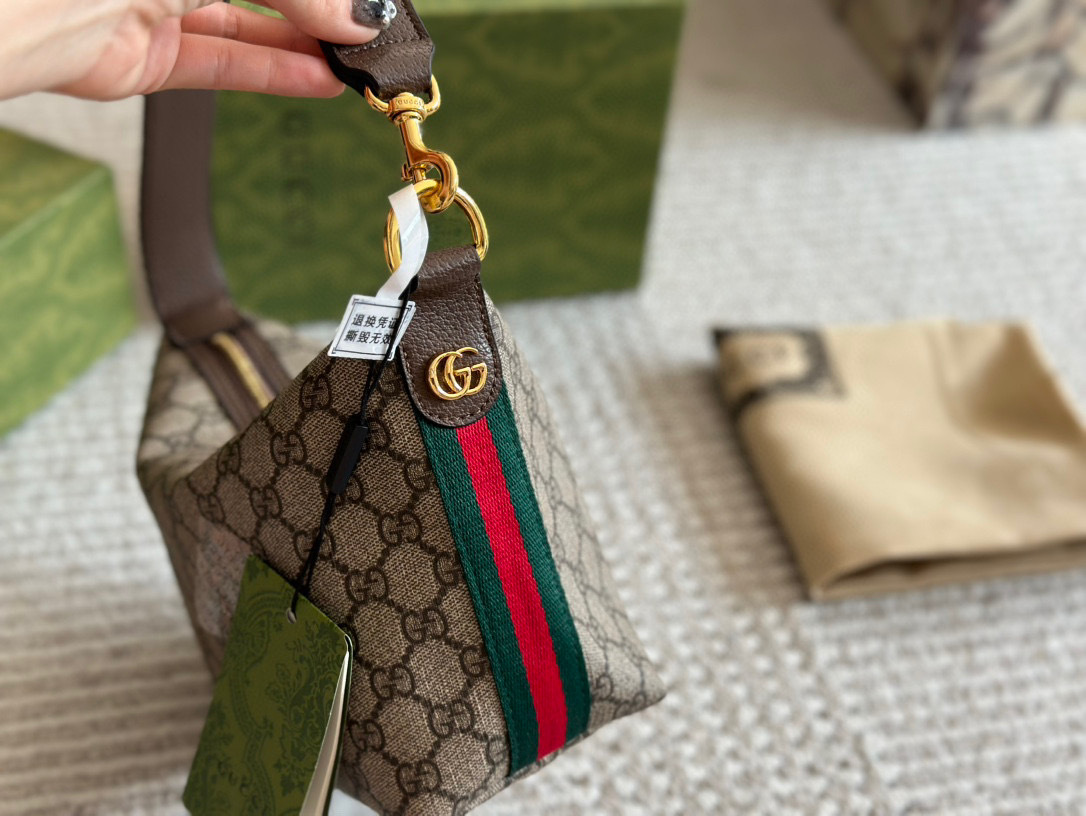 Gucci Green Quilted Bag 560